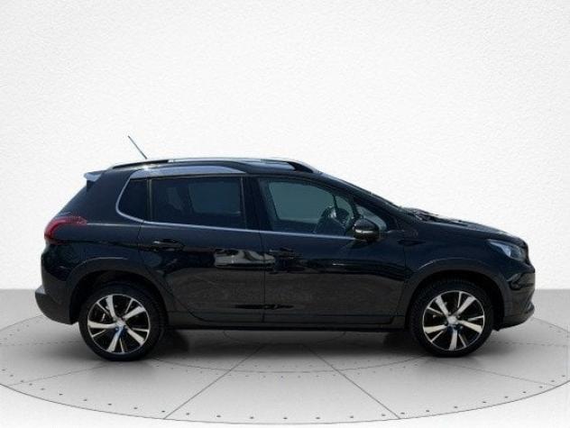 Peugeot 2008 BlueHDi 100 S&S Allure - Foto 8