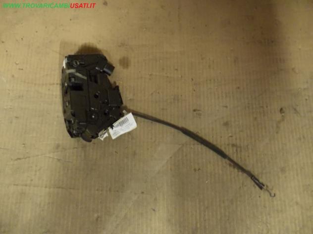 SERRATURA PORTA POST.S. 6 FILI VOLKSWAGEN TIGUAN (5N)  Carrozzeria  Lamierati esterni  Porte  Serratura porta p AUDI - Q7 - 01-10-2005 - 01-06-2009, S