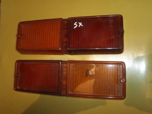 Gemme lenti fanali posteriori Fiat 128 berlina prima serie Rear lights Fiat 128 - Foto 2