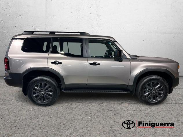 Toyota Land Cruiser 2.8L Diesel 48V MHEV Premium AWD A/T - Foto 5