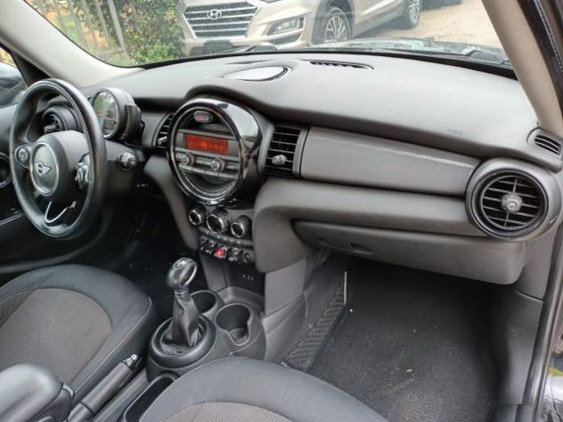 MINI Cooper D 1500 5 PORTE 116CV AUTOM. PDC "16 CLIMAUTO ITALIA rif. 24230410 - Foto 7