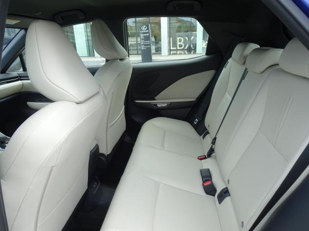 Lexus LBX Elegant 2WD - Foto 9