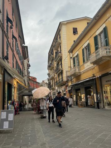Abbigliamento in vendita a La Spezia