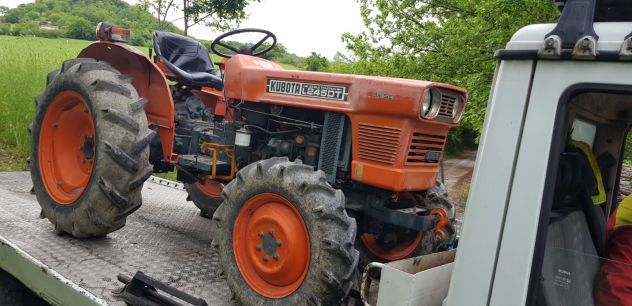 TRATTORE 4 RUOTE MOTRICI KUBOTA L245DT - Foto 10