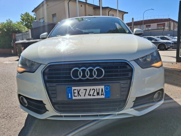Audi A1 1.6 TDI Attraction-DIESEL- - Foto 3