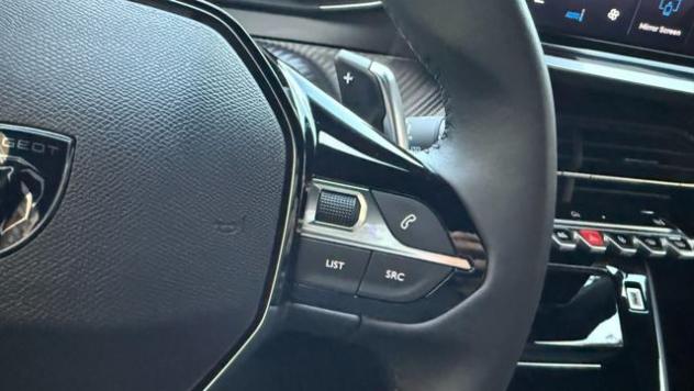 PEUGEOT 2008 1.2 145CV HYBRID e-DCS6 ALLURE*FULL LED*CARPLAY* rif. 24047049 - Foto 7