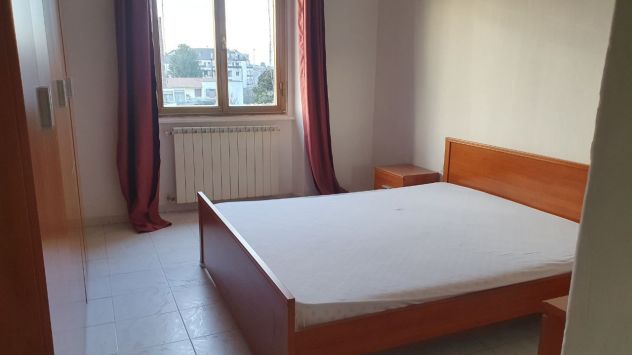 Busto A. luminoso Bilocale, arredato da privato - Foto 9