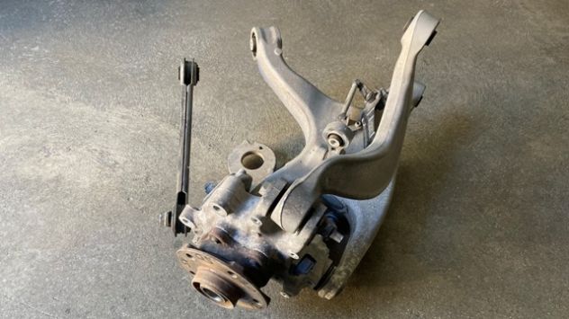 Sospensione posteriore SX Audi Q5 3.0TDI V6 del 2013 - Foto 2