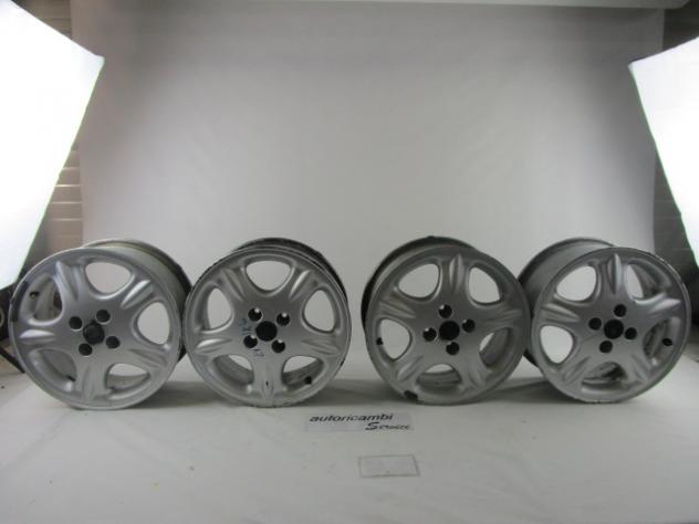 SET 4 CERCHI IN LEGA DA 15 POLLICI LANCIA MUSA 1.4 G 57KW 5M 5P (2010) RICAMBIO USATO STRISCIATI (VEDI FOTO) 6JX15H2 ET49
