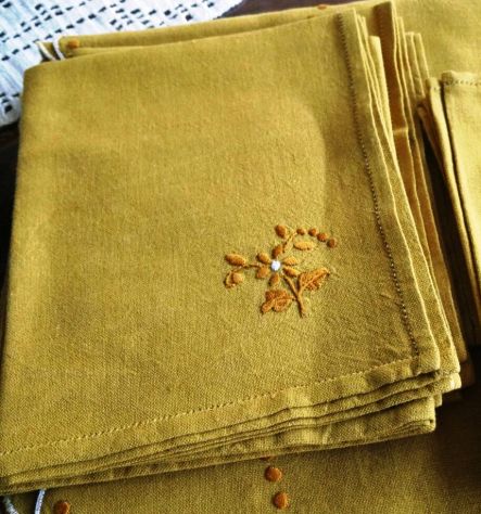 TOVAGLIA DA 12 CON TOVAGLIOLI - NUOVA, MADE IN ITALY, RICAMO A MANO ANNI '70 - Foto 10