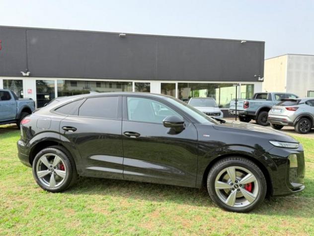 AUDI Q3 SPB TDI 110 kW S tronic S Line ed. NAVI - TECH PRO rif. 24127353 - Foto 3