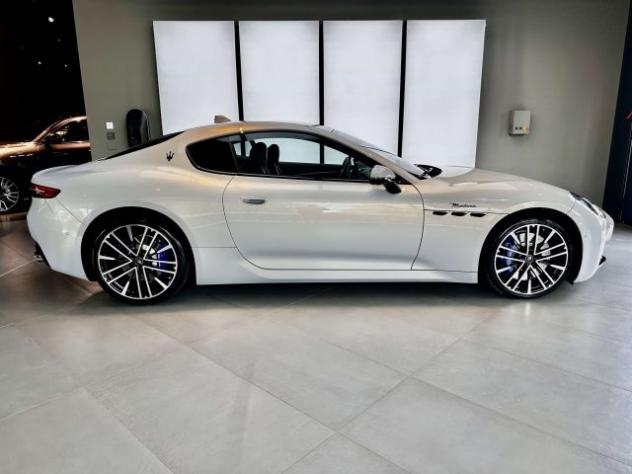 MASERATI GranTurismo 3.0 Modena awd auto,Verniv. Fuoriserie, Adas Lev 2 rif. 23640874 - Foto 4