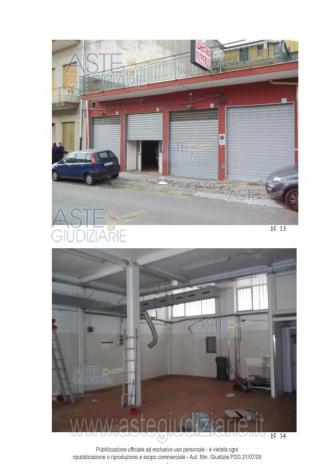 IMMOBILI-IMMOBILE COMMERCIALE-Via Pedara 78/B-78/C-80 - Foto 2