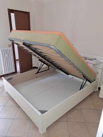 Piazza Napoli moderno ristrutturato climatizzato cabina armadio e box auto - Foto 16
