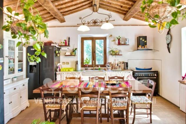 Rustico / Casale di 210 m² con 3 locali e posto auto in vendita a Chiusi - Foto 9