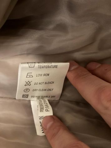 PIUMINO GIUBBOTTO DONNA CORTO ADERENTE CON CAPPUCCIO SPORTIVO NEW AGE NYLON - Foto 4