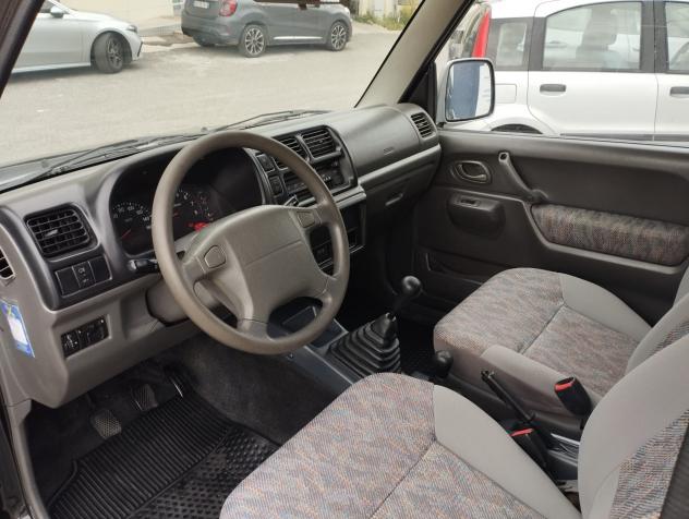 Suzuki Jimny 1.3i 16V cat 4WD JLX - Foto 5