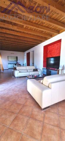 482 L - APPARTAMENTO IN VILLA CON TRAVI A VISTA, TERRAZZO, CANTINA E BOX - Foto 10
