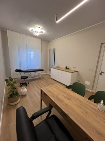 📍 Arese – Studi professionali arredati disponibili - Foto 2
