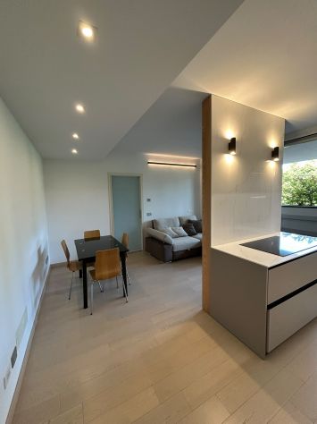 Lussuoso bilocale con garage e cantina lib. subito - Foto 4