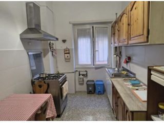 OSTIA LEVANTE TRILOCALE ARREDATO CON BALCONE
