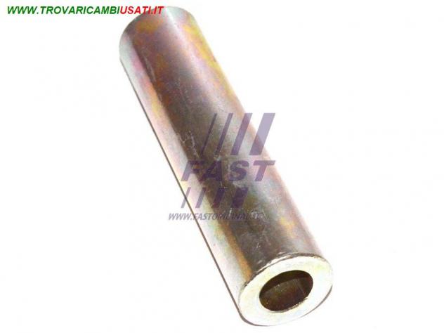 BOCCOLA SOSPENSIONE IVECO DAILY 00 ANTERIORE INFERIORE 35C/40C/50C FT18431