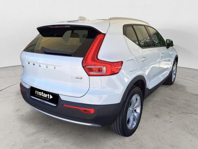 Volvo XC40 D3 150 CV Automatica Momentum - Foto 2