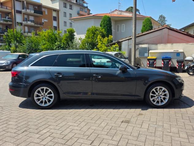 AUDI A4 5ª serie A4 Avant 2.0 TFSI g-tron S line edition - Foto 4