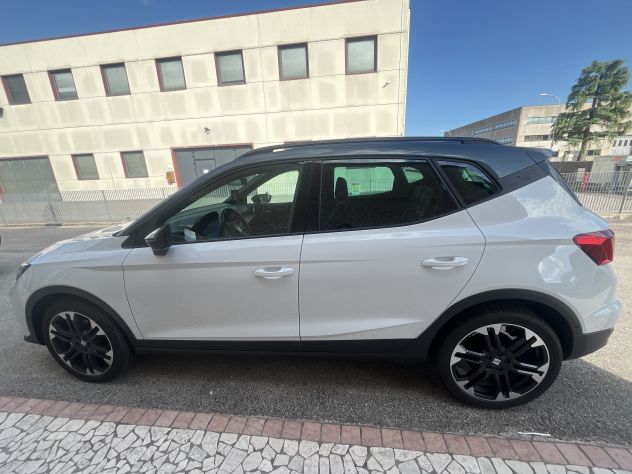 Vendo auto Arona anno 2026 km 3.800. Con aggiunta di vari opzional - Foto 3