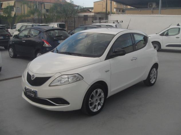 Lancia Ypsilon 1.2 69 CV 5 porte Gold - 2016