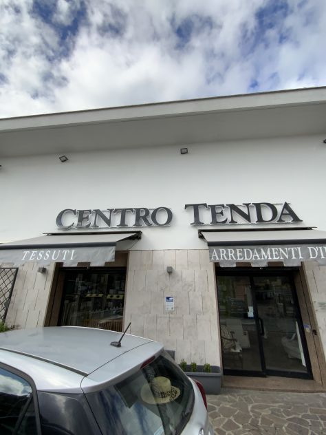Addetto montaggio tenda, tappezzeria e rivestimenti - Foto 3