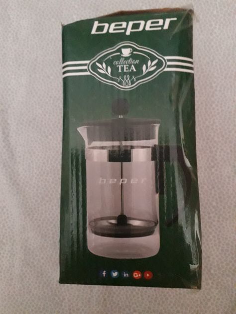 infusiera di vetro marca beper portata di 600 ml.