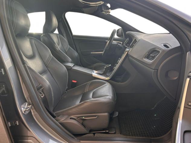 Volvo S60 D2 120 CV Automatica NAVI Dynamic Edition - Foto 7
