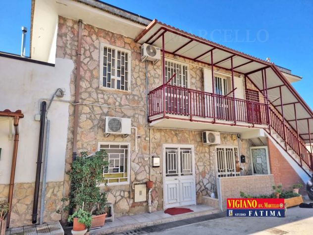 FOGGIA - VENDESI - VIA NAPOLI - BILOCALE PIANO TERRA, GIARDINO E POSTO AUTO
