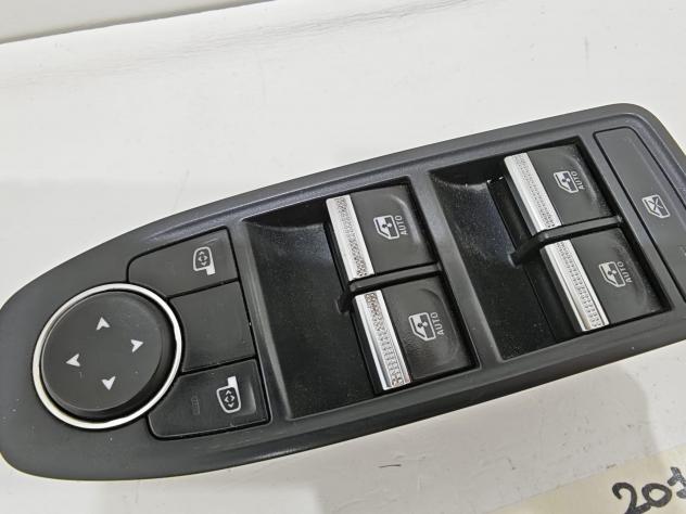 PULSANTIERA ANTERIORE SINISTRA RENAULT Captur Serie 254107080R (19) - Foto 8