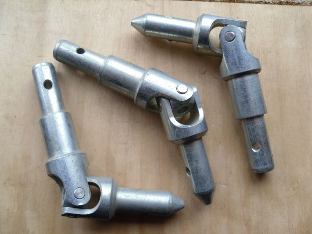 3 PEZZI SNODABILI CHE NON SO COSA SERVANO - - Foto 2