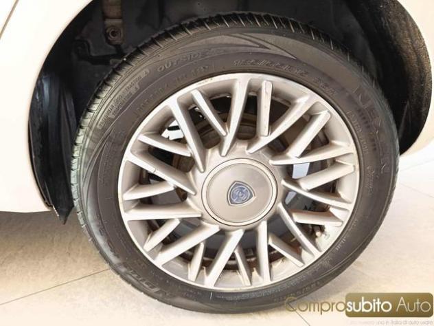 LANCIA Ypsilon 1.3 MJT 75 CV Platino rif. 24021295 - Foto 9