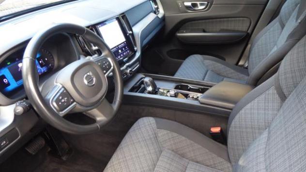 VOLVO XC60 B4 automatico Core rif. 24080205 - Foto 7