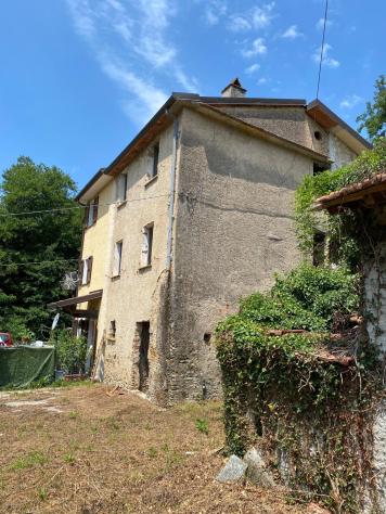 Casale in vendita a Strettoia - Pietrasanta 85 mq Rif: 1057780