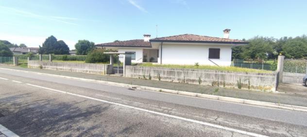 casa indipendente in vendita a Tavagnacco