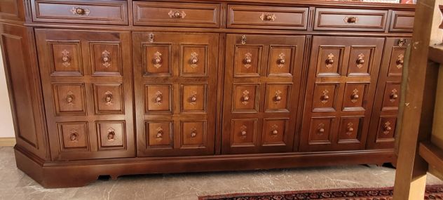 Credenza classica da taverna/soggiorno