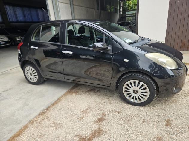 Toyota Yaris 1.0 5 porte SOLI 69.000 KM! - Foto 3