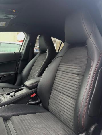Mercedes-benz A 180 d Premium - Foto 7
