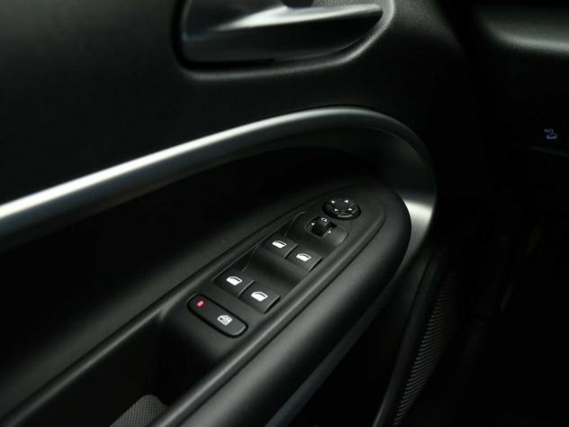 Jeep Avenger 4xe Hybrid 1.2 145cv MHEV 4xe Upland - Foto 9