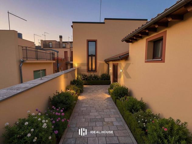Casa Indipendente in vendita a Scicli, Centro