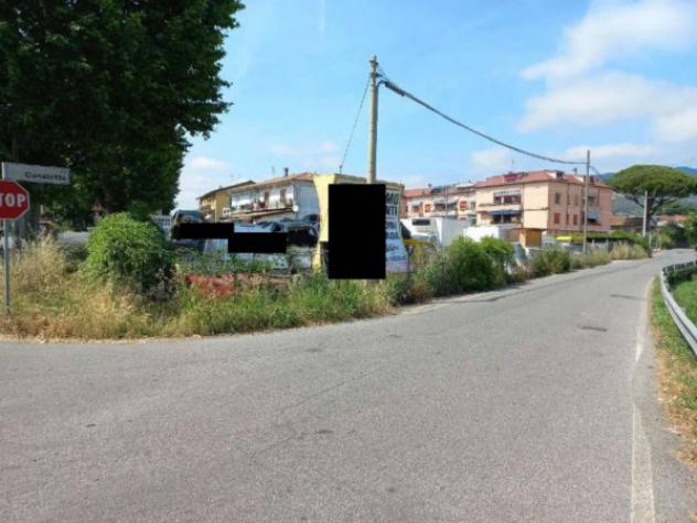 Immobile in asta di 860 m² in vendita a Castelnuovo Magra - Foto 2