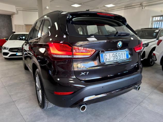 Bmw X1 sDrive20d 2.0 190cv Aut. Advantage 2022 - Foto 5