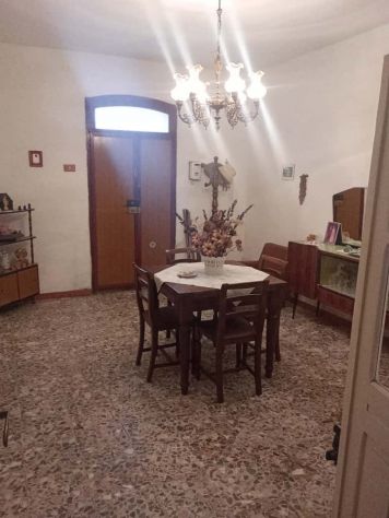 Casa indipendente su due piani - Foto 3