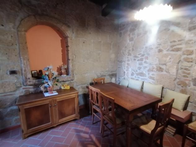 Nell'incantevole centro storico di Pitigliano classificato uno tra i più belli borghi Italiani per il suo naturale fascino ambientale e storico, vendi - Foto 7