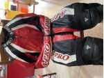 Tuta,casco,guanti & stivali moto
